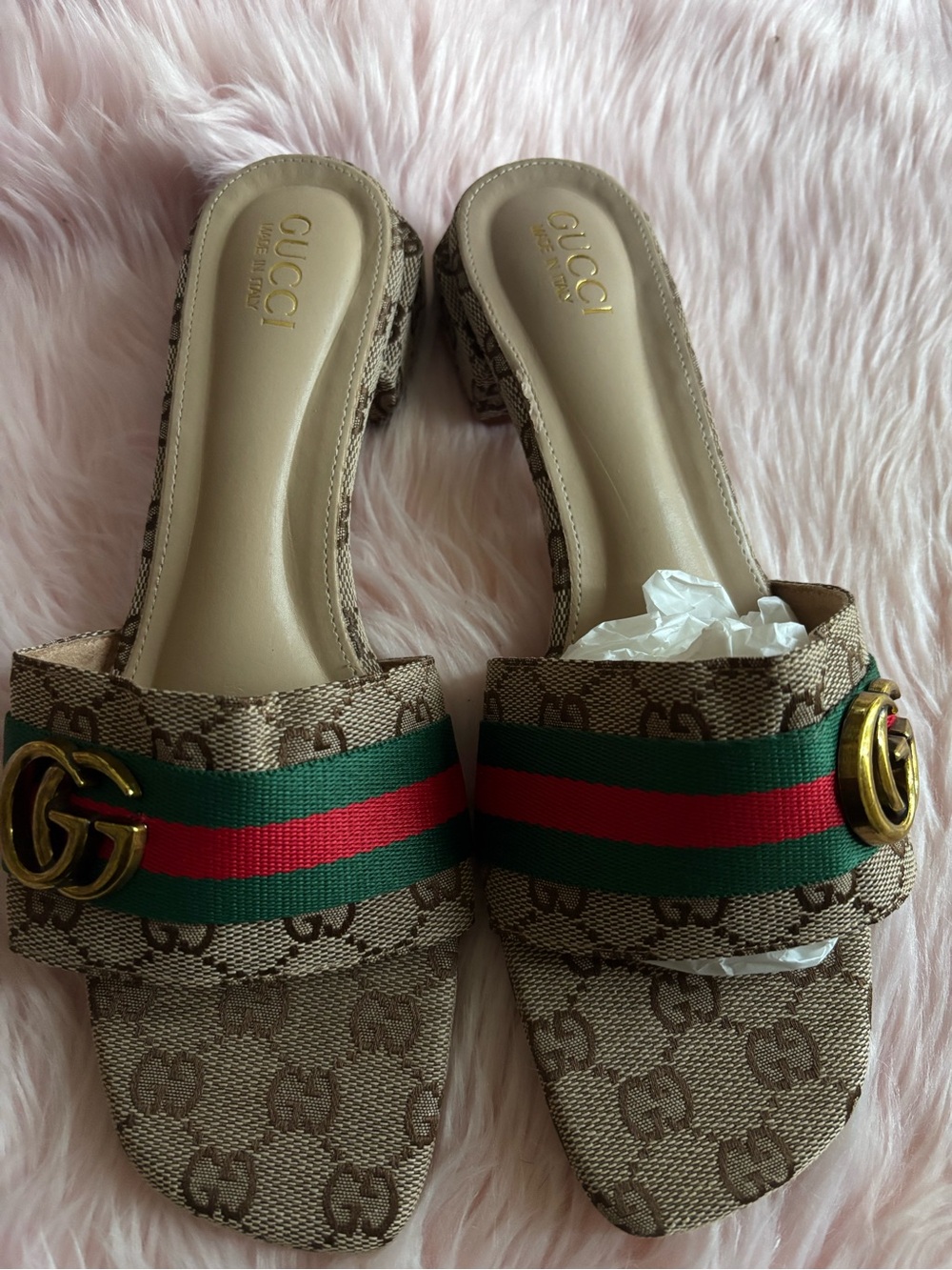 (Flawed Gem) Unknown Beige GG Canvas Slide Sandals with Green and Red Web Strip